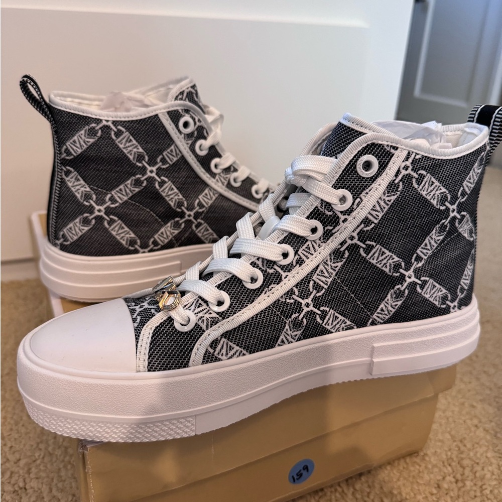 NEW Michael Kors Evy Empire Logo Jacquard High-Top Sneaker Blck/Optic White Sz 8 - Picture 13 of 13